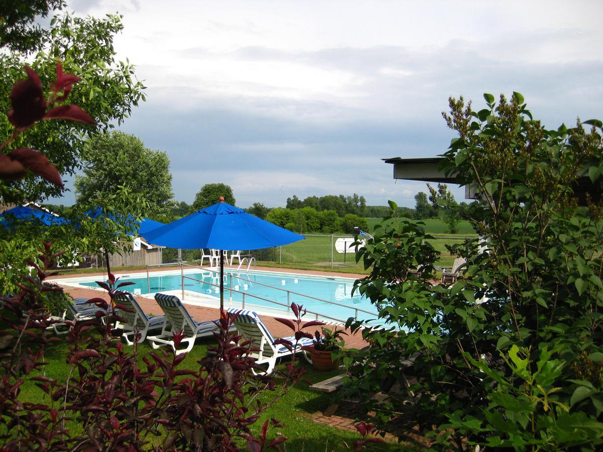 Strathmere Hotel ออตตาวา ภายนอก รูปภาพ